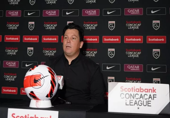 Felipe Borowsky, técnico del Sporting. Foto: Twitter