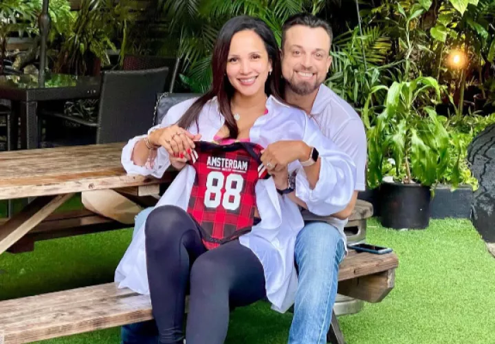 Melissa Piedrahita y su esposo. Foto: Instagram / @melapiedrahita