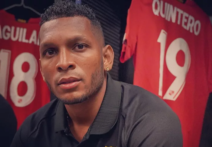 'Negrito' Quintero tiene tres hijas más. Foto: Instagram / @negritime19