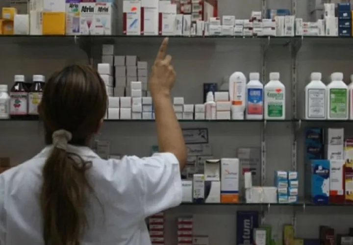 Los distribuidores temen que el lunes haya situaciones de disgusto en las farmacias. Foto: Cortesía