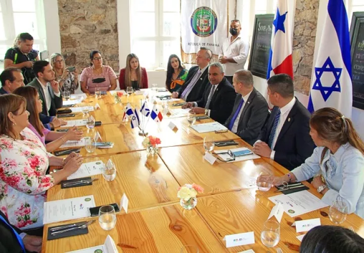 Conversaron sobre las relaciones entre ambos estados y mecanismos de cooperación. Foto: Cortesía Embajada de Israel
