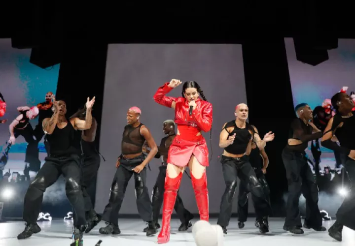 La cantante española Rosalía, durante el concierto ofrecido en Madrid el 19 de julio pasado en su gira internacional 'Motomami'. Foto: EFE / Mariscal