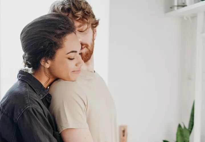 Nuevos datos sobre la hora para tener sexo. Foto: Pexels