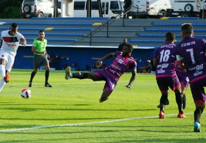 Tauro y Sporting se enfrentan en el juego de vuelta de la Concacaf. Foto: Twitter