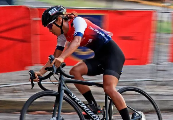 La ciclista panameña Wendy Ducreux firmó con el equipo español Soltec Team. Foto:@weducreux