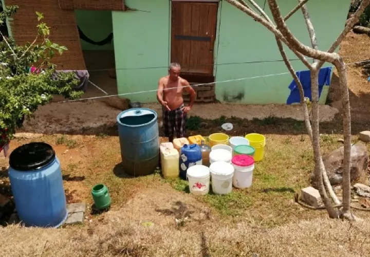 Varios sectores de Arraiján quedaron sin agua potable. Foto: Eric A. Montenegro