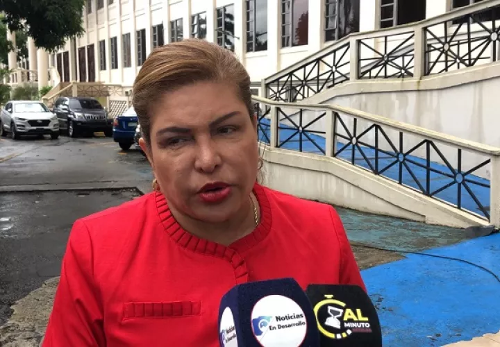 Alma Cortés fue ministra de Trabajo en la administración de Ricardo Martinelli. Foto: Víctor Arosemena