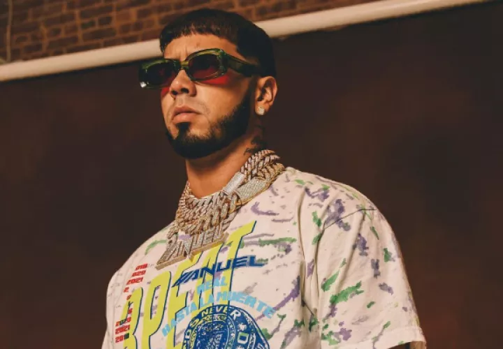 Anuel AA no reveló quién es el responsable de los ataque en su contra. Foto: Instagram / @createdbyjarrod 