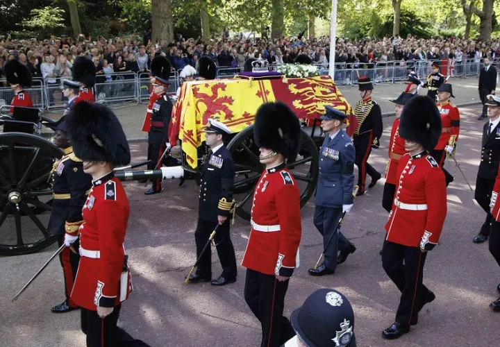 Ataúd de la Reina Isabel. Foto: EFE