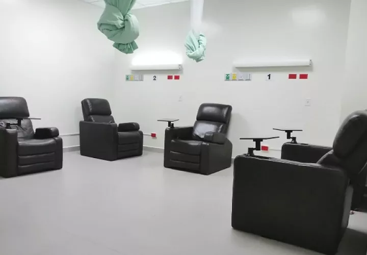 Esta sala oncológica podría ser inaugurada en el mes de octubre, ya que existen grandes avances sobre todo del personal que ya ha sido capacitado. Foto. Thays Domínguez