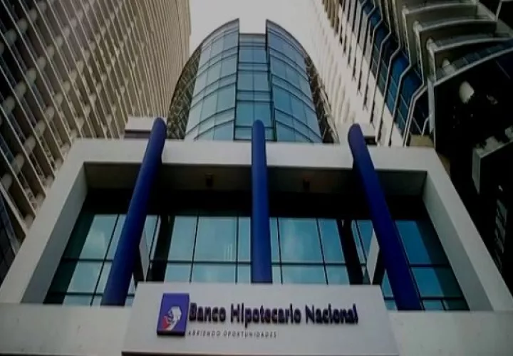BHN investiga supuesto correos institucionales con fines políticos. Foto: Archivo