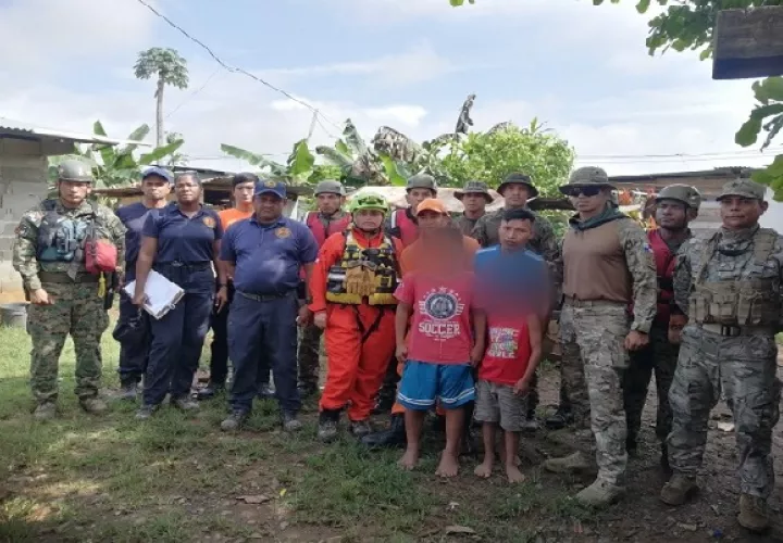 Los ciudadanos fueron ubicados en una residencia en el sector de Zapote y fueron evaluados. Foto. Senan