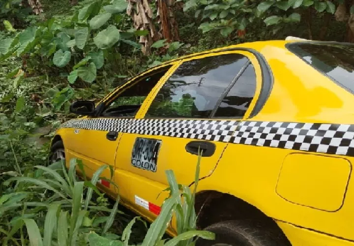 El conductor del taxi herido fue identificado como Emanuel Picado, de 25 años de edad. Foto. Diomedes Sánchez
