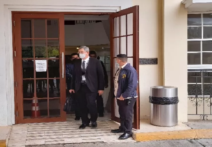 El fiscal coordinador Jesús Mora, recordó que a Atencio se le formularon cargos en perjuicio de Astri Tugri por los presuntos delitos de privación de libertad y violación. Foto. Archivo