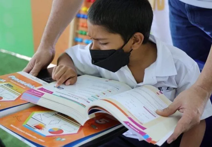 En Panamá  no hay  suficiente recurso humano calificado para atender a los estudiantes con NEE. Foto: Meduca