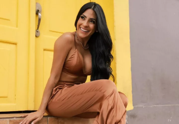 Jacky Guzmán usó su Instagram para anunciar su soltería. Foto: Instagram / @jackyguzmanpty