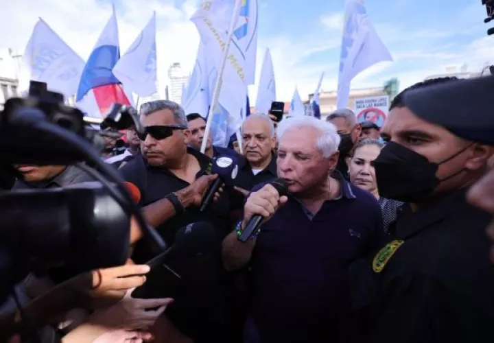 Los manifestantes marcharon desde la 5 de Mayo hasta la sede de la Corte Suprema de Justicia. Foto: Víctor Arosemena