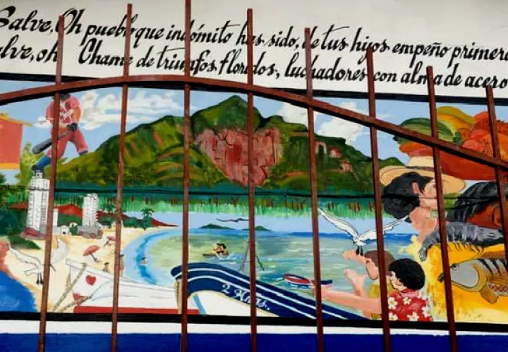 Un homenaje al distrito de Chame, mural de José Torres para la escuela Rafael Maduro Garibaldo. Foto: Miriam Lasso