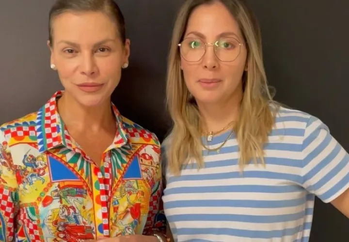 Olga Tanón junto a la cirujana. Foto: Instagram