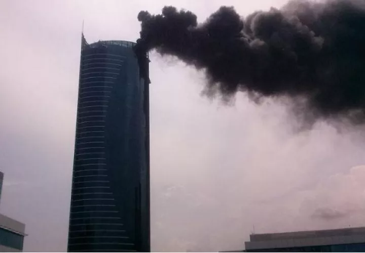 En 2014 se registró un incendio en un edificio de Costa del Este. Foto: Archivo