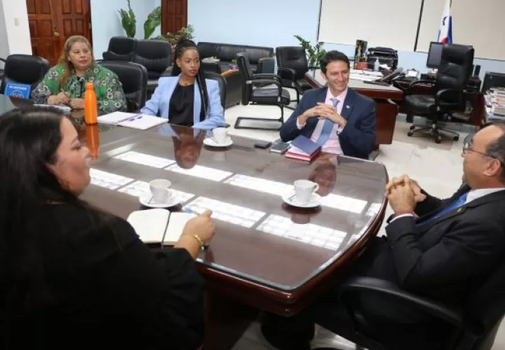 La reunión se desarrolló en la Universidad de Panamá. Foto: Cortesía ATP