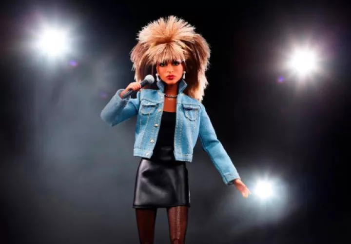 La muñeca inspirada en Tina Turner cuesta $55. Foto: EFE