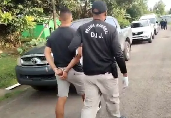 Se realizaron ocho allanamientos en Capira durante la 'Operación Rojo'.