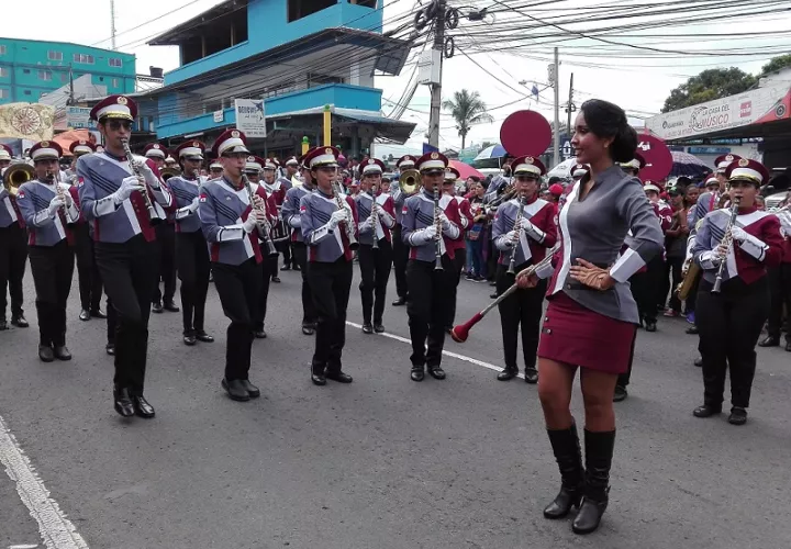 Los ediles consideran que el desfile se debe continuar realizándose en La Chorrera. Foto: Eric A. Montenegro