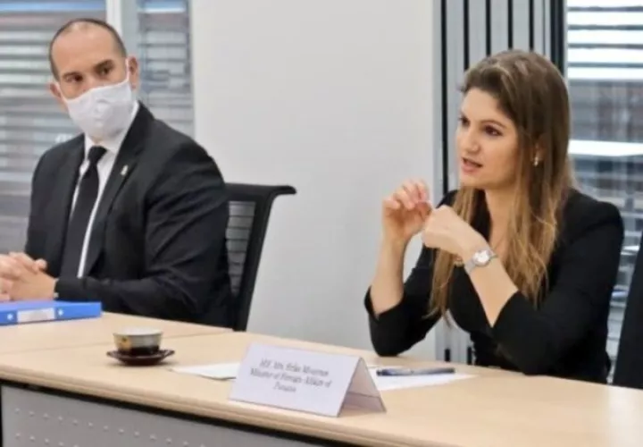 Era común en Mouynes evadir las preguntas de los periodistas. Cortesía