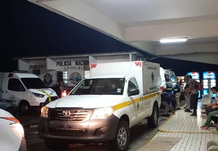 El herido fue levado al cuarto de urgencias del Hospital Nicolas A. Solano, pero ya era tarde. Foto. Eric Montenegro