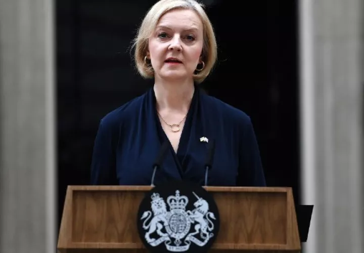 Liz Truss, la "dama de hierro" que se fundió en seis semanas. Foto: EFE