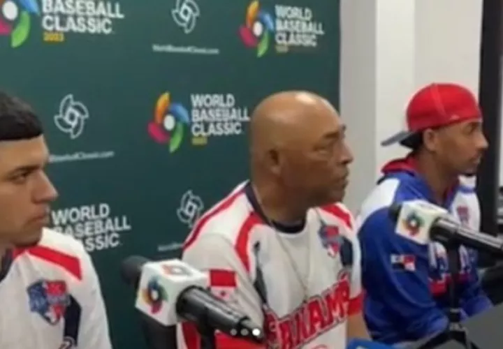 Ariel Jurado, Luis Ortiz y José Ramos de Panamá. Foto: Fedebeis