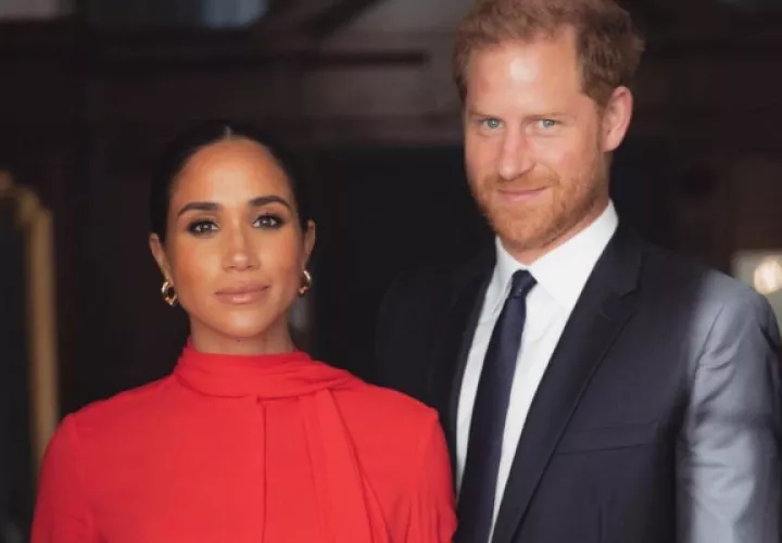 Meghan Markle y el príncipe Harry. Foto: Misan Harriman