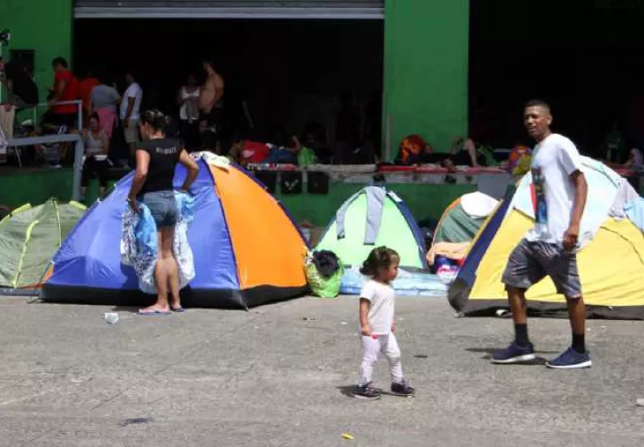 Los migrantes están recibiendo apoyo por parte de las autoridades panameñas de alimentación, salud, etc. Víctor Arosemena