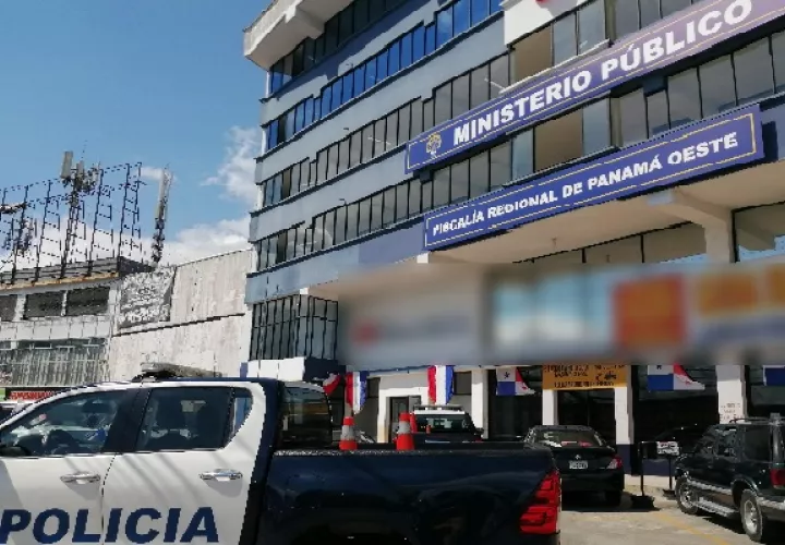 Los fiscales Louis Le Ferrec y María Negron, presentaron las pruebas testimoniales, periciales y documentales que permitieron probar el hecho punible. Foto. Archivo