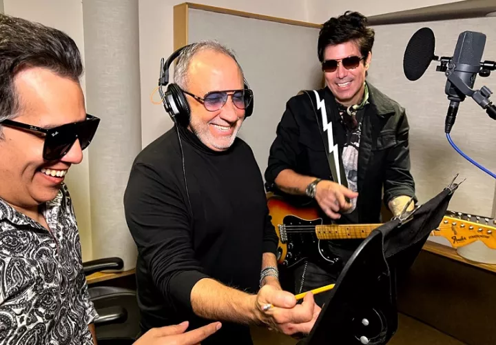 Los músicos en el estudio de grabación. Foto: Cortesía