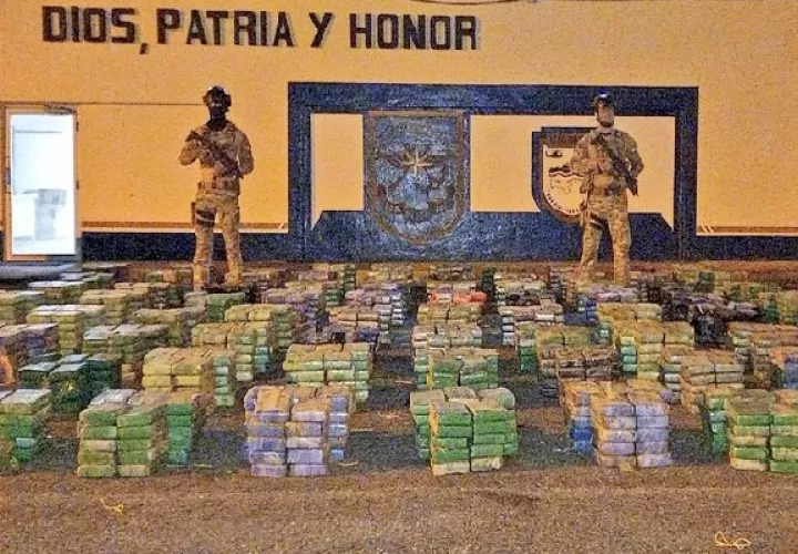 El Senan, en lo que va del año 2022, ha ejecutado un total de 108 operaciones, decomisando 74,778 paquetes de sustancias ilícitas en diferentes modalidades. Foto. Cortesía Senan