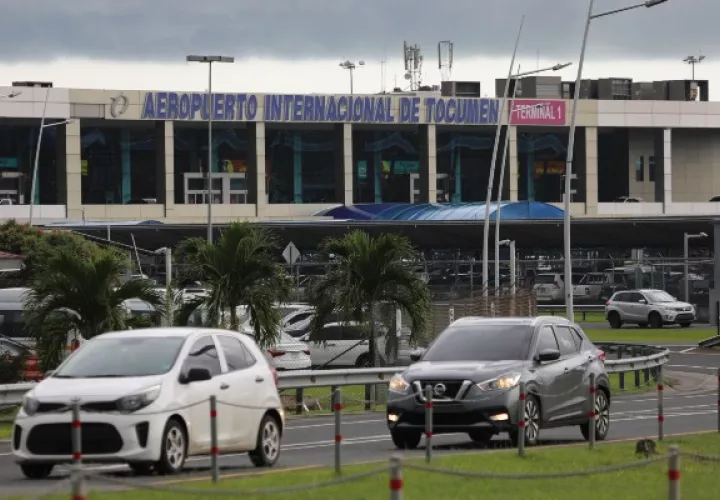 Aeropuerto Internacional de Tocumen se prepara para las festividades patrias. Foto: Cortesía