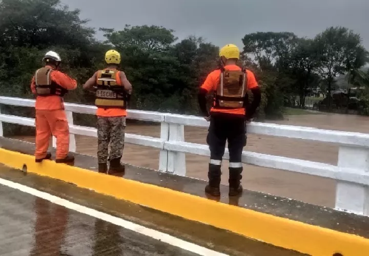 Mantienen vigilancia y monitoreos en los ríos y quebradas en Veraguas. Foto. Melquíades Vásquez