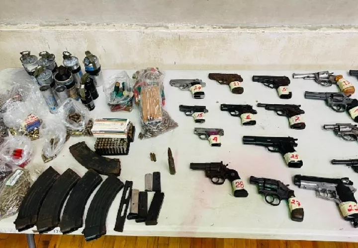 Solo en la provincia de Chiriquí se han decomisado más de 60 armas de fuego en los diez meses que han transcurrido del año. Foto. José Vásquez