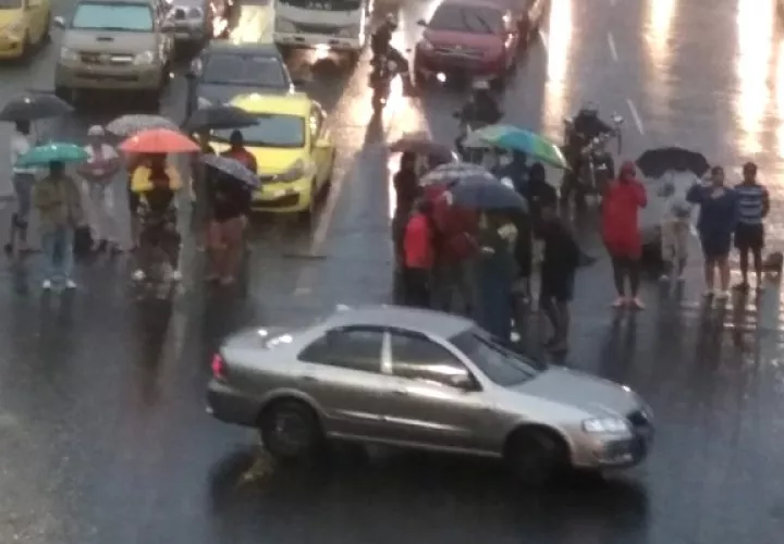 cierredecalle_pa01.jpg