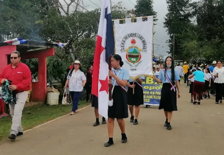 desfile_28-pa01.jpg