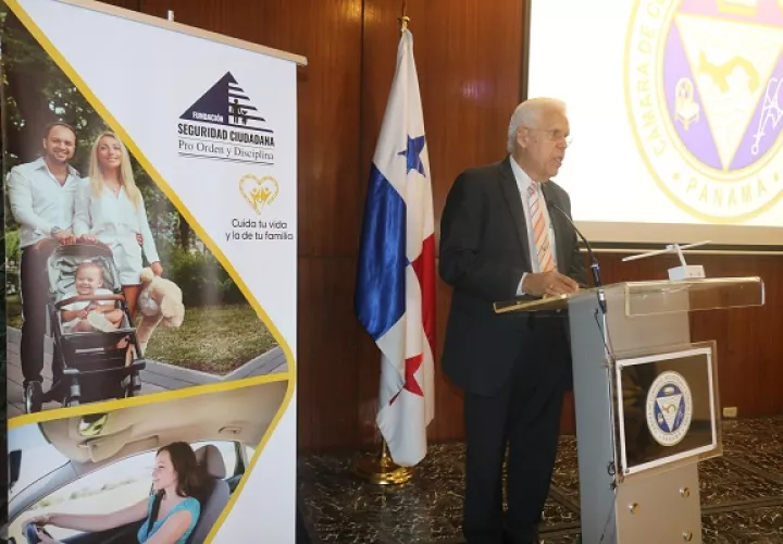 La Fundación Seguridad Ciudadana Pro Orden y Disciplina (Fundasec) lanzó su campaña de educación vial en esta época de gran circulación vial en las calles. Foto: Cortesía Fundasec