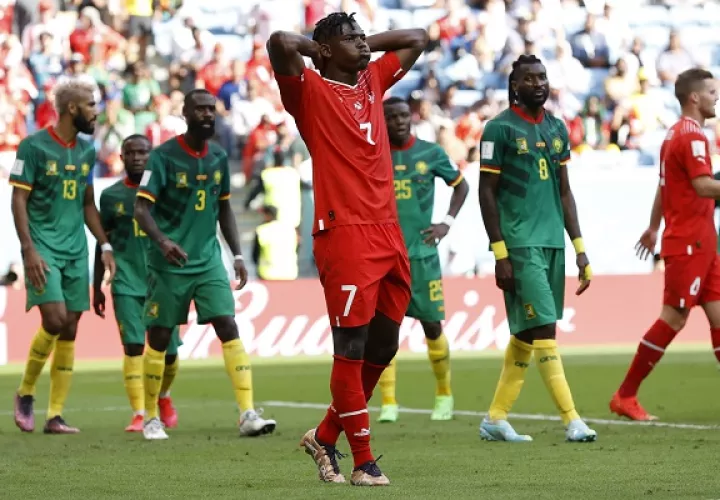 Breel Embolo de Suiza reacciona, luego de anotar su gol ante Camerún. Foto: EFE 