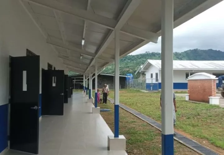 El pasado mes de octubre fue inaugurada la escuela Quebrada Cianca, en la comarca Ngâbe Buglé. Foto: Cortesía Meduca