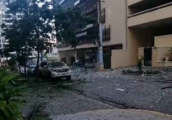 La explosión ocurrida en el piso 12 dejó al menos 15 personas lesionadas. Foto: Cortesía
