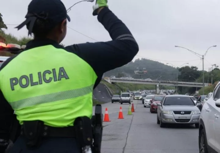 El año pasado se dirigieron al interior 129 mil carros, mientras que en este año aumentaron a 139 mil. Foto: Cortesía Policía Nacional