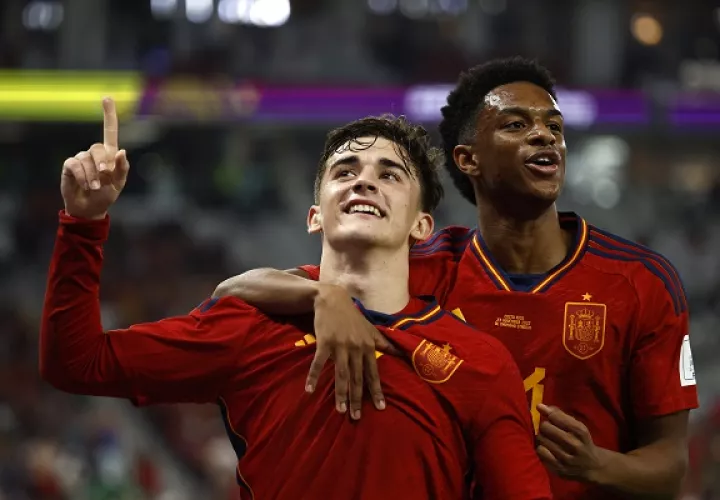 El español Gavi festeja su gol contra contra Costa Rica. Foto: EFE