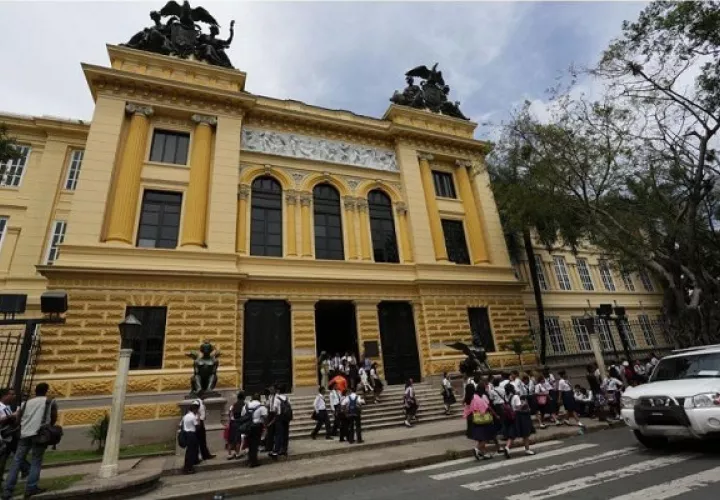 El Instituto Nacional fue cuna de importantes movimientos patrióticos. Foto: Grupo Epasa