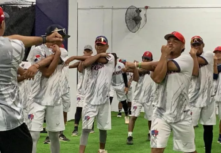 Equipo de Panamá U18. Foto: Fedebeis